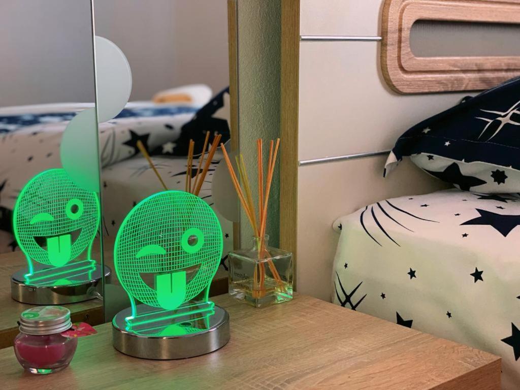 シギショアラApartament Smileyアパートメント エクステリア 写真